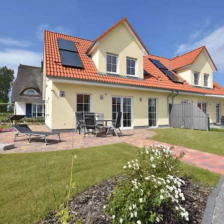 Spacious Holiday In Germany Near Baltic Sea Dom wakacyjny Rerik
